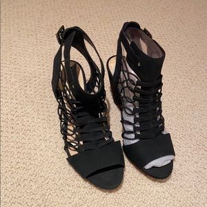 Vince black heels